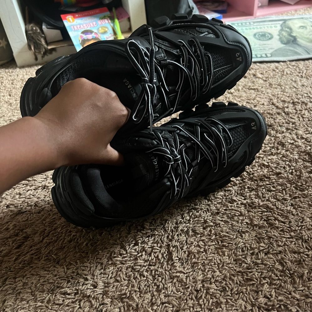 Balenciaga Tracks